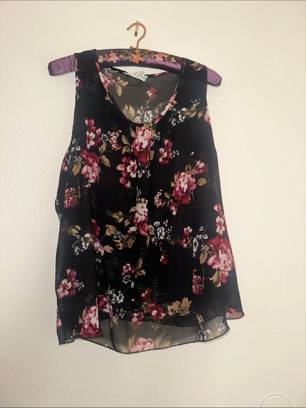 Mauve Black Floral Sleeveless Chiffon Camisole